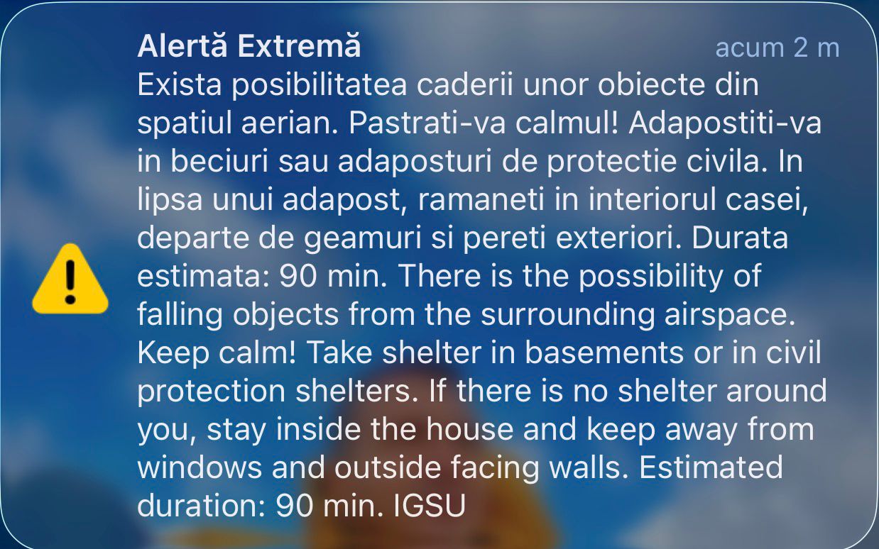 Avertisment de urgență în nordul județului Tulcea: obiecte din spațiul aerian pot cădea pe sol Zona de nord a județului Tulcea s-a aflat, în ultimele minute, în centrul unei situații de urgență neprevăzută, după ce Inspectoratul pentru Situații de Urgență (IGSU) a emis un mesaj RO-Alert pentru a avertiza locuitorii cu privire la posibilitatea ca obiecte din spațiul aerian să cadă pe teritoriu