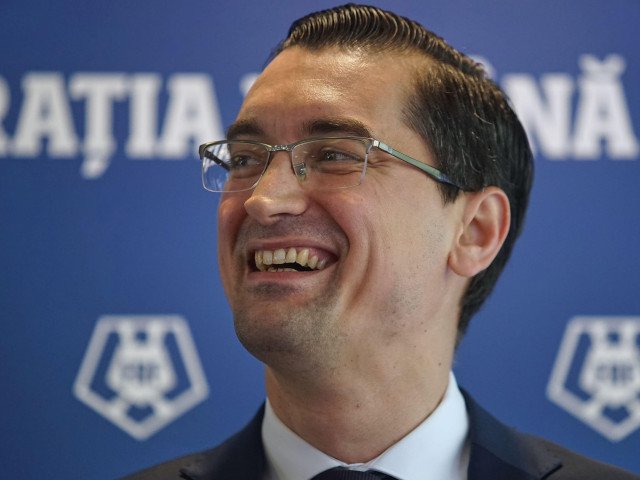 Răzvan Burleanu, despre semnarea lui Rădoi cu FCSB: „Mă bucur foarte mult”