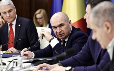 Prim-ministrul Ilie Bolojan a convocat vineri o ședință de lucru importantă la Palatul Victoria, concentrată pe stadiul implementării reformelor și investițiilor promise în cadrul Planului Național de Redresare și Reziliență (PNRR)