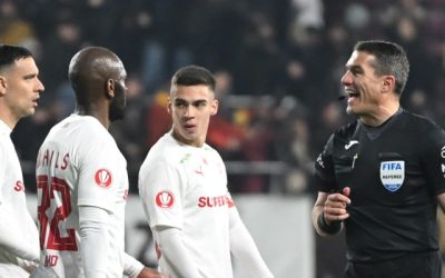 Comisia de Arbitri a Federației Române de Fotbal se pronunță în cazul controversatului meci dintre Rapid și Dinamo, lăsând schema sancțiunilor pentru Istvan Kovacs încă neclară După scandalul care a zguduit fotbalul românesc în ultimele zile, Comisia de Arbitri a Federației Române de Fotbal (FRF) a venit cu un răspuns oficial în privința situației arbitrului Istvan Kovacs
