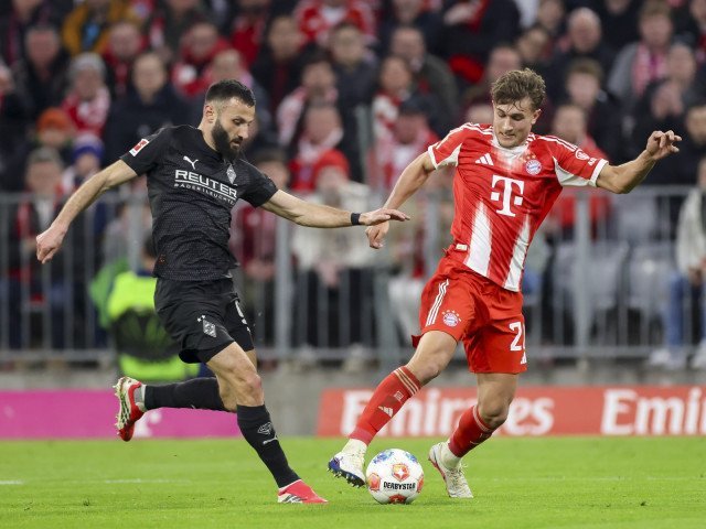 Bayern Munchen a trecut ușor de Borussia Monchengladbach, scor 4-1, consolidându-și poziția de lider în Bundesliga și făcând un pas decisiv spre cel de-al 11-lea titlu consecutiv în Bundesliga