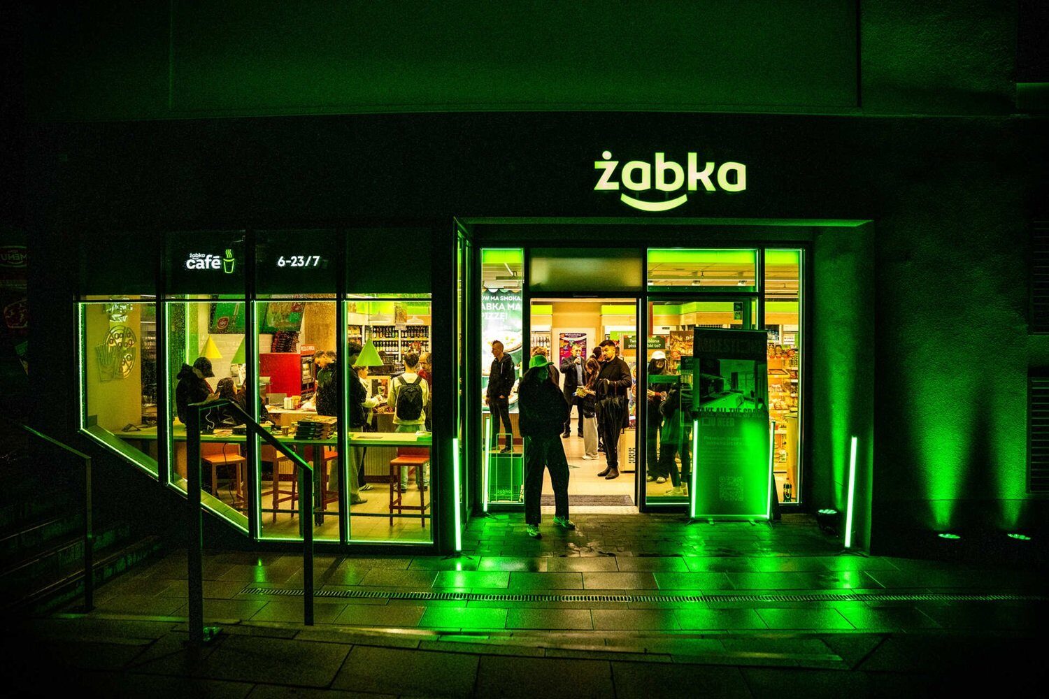 Żabka Group înregistrează un profit net de peste 1 miliard PLN în 2025