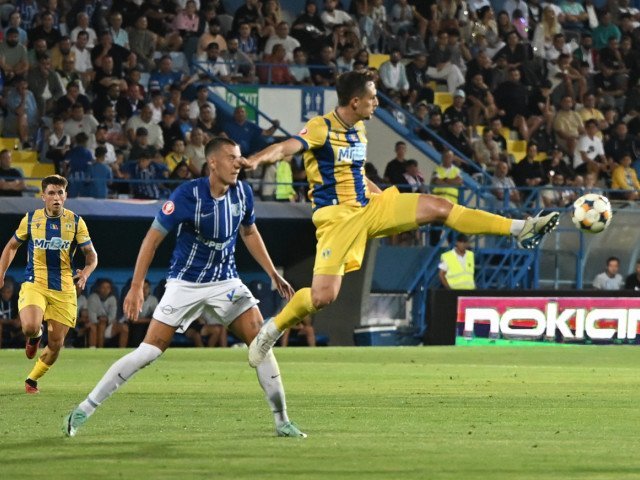 Derby-ul de astăzi din play-out-ul Ligii 1, între Farul Constanța și Petrolul Ploiești, promite o confruntare plină de tensiune, cu implicații majore în zona „fierbinte” a clasamentului
