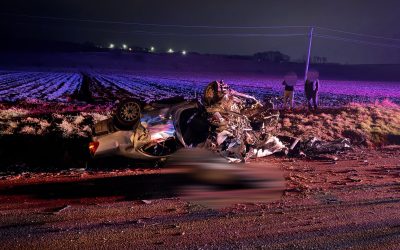 Accident grav pe DN2: trei victime și o tragedie în Pătrăuți Sâmbătă seara, zona Pătrăuți, în județul Suceava, a fost scena unui accident rutier sever care a lăsat o dâm totala dezastru și o victimă mortală în urma impactului frontal dintre două autoturisme