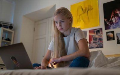Doi deputați USR din Prahova au depus un proiect de lege menit să restricționeze comercializarea online a produselor și serviciilor interzise minorilor, inclusiv dispozitivele de vapat și alte substanțe nocive