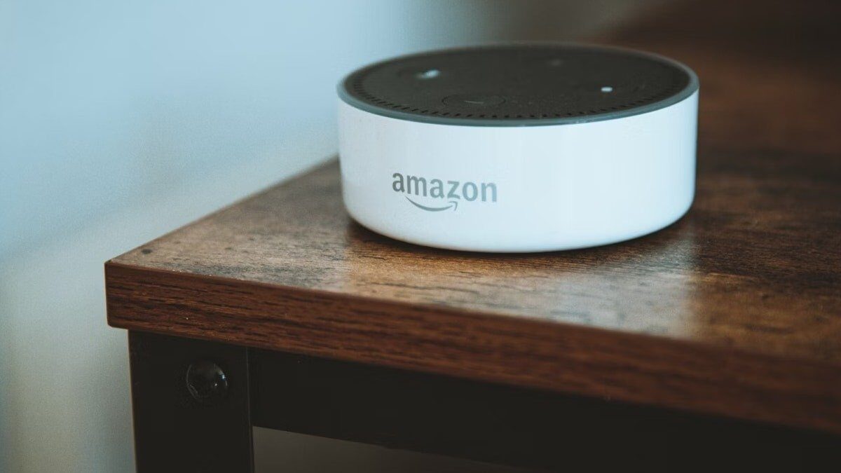 Amazon lansează o „Alexa Sassy”, o asistentă vocală cu personalitate – între amuzament și stângăcie Nu e un secret pentru nimeni că asistenții vocali, precum Alexa de la Amazon, devin din ce în ce mai mult decât simple instrumente de control al casei inteligente