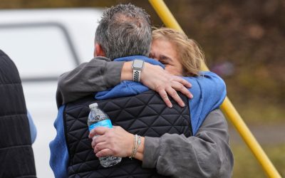 Atacuri majore în Statele Unite: o sinagogă reformistă și o universitate, victime ale violenței Un val de violență s-a revărsat recent asupra teritoriului american, culminând cu un atac armat sângeros la una dintre cele mai cunoscute sinagogi reformiste din Statele Unite