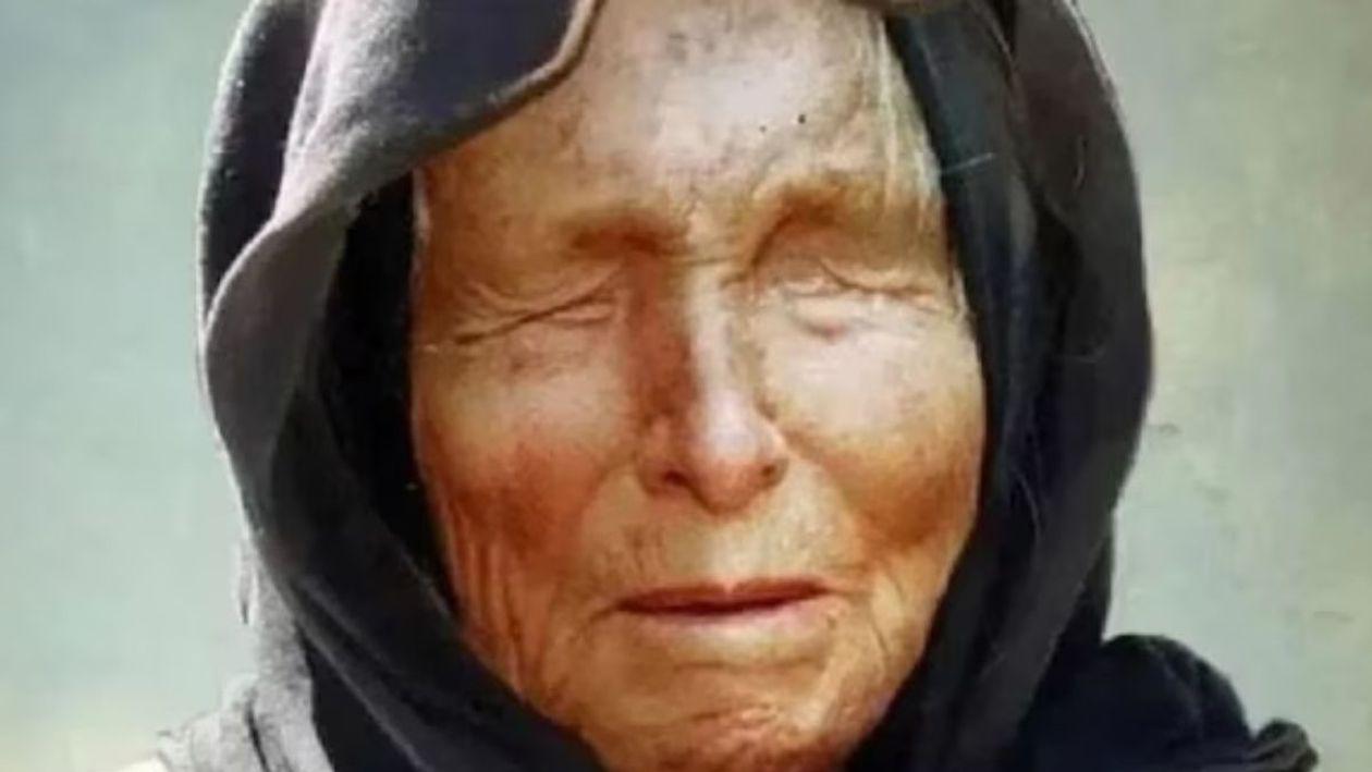 Baba Vanga, cea considerată de mulți drept o văzătoare cu puteri extraordinare, a rămas în conștiința populară nu doar pentru predicțiile sale, ci mai ales pentru poveștile transmise din gură în gură, încărcate de mister și experiențe personale