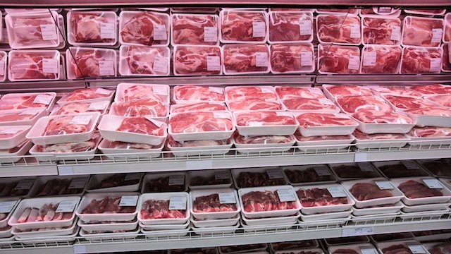 Industria cărnii de porc își revigorează ușor activitatea, influențată de creșterea prețurilor; România, în continuare, cea mai afectată de pesta porcină