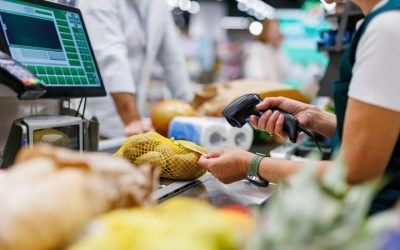 Gest de umanitate într-un supermarket din Marea Britanie: casierița care a salvat o familie în agonie Un moment aparent banal s-a transformat într-o demonstrație de empatie și solidaritate, readucând în lumina reflectoarelor valorile umane esențiale în societatea contemporană