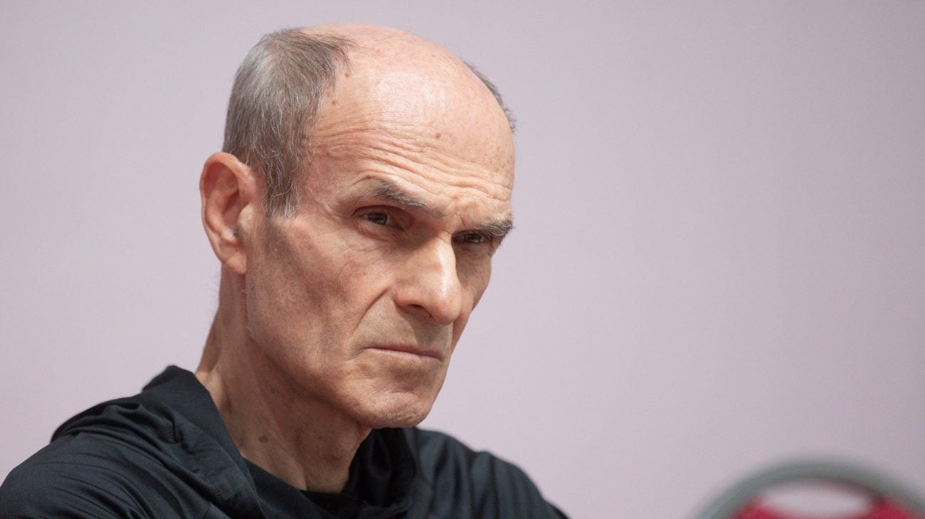 Cristian Tudor Popescu, cunoscut pentru opiniile sale incisive în spațiul public românesc, și-a intensificat atacurile la adresa președintelui Nicușor Dan în ultimele zile, discutând din nou despre pozițiile sale politice și comportamentul public