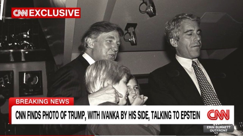 Victimele lui Jeffrey Epstein contestă modul în care autoritățile americane au gestionat publicarea unor documente sensibile Problematica publicării accelerate a dosarelor legate de Jeffrey Epstein devine din ce în ce mai controversată, odată cu acuzațiile formulate de mai multe victime împotriva autorităților americane și a companiei Google