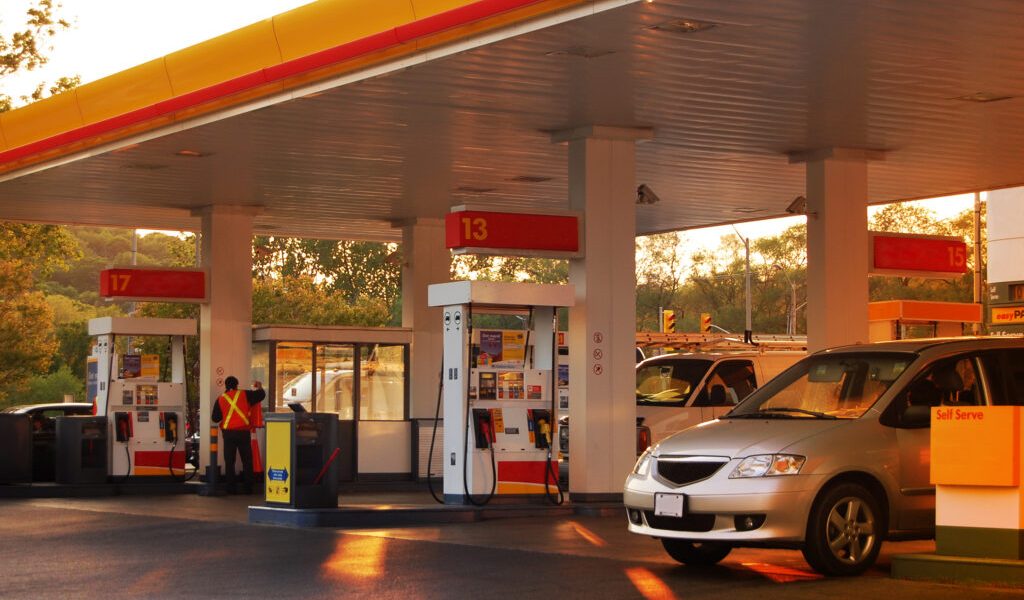 România se află într-o nouă etapă a crizei prețurilor la carburanți, iar semnalul de alarmă a fost tras deja de specialiști și de consumatori
