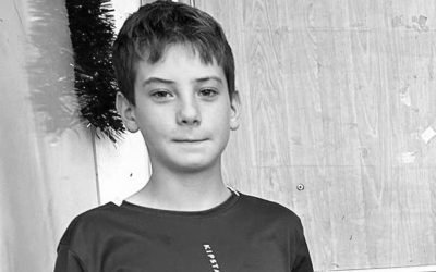 Tragedie extrem de dificil de înțeles și de acceptat în satul Ipotești, după ce un adolescent de doar 14 ani și-a pierdut viața brusc, în timpul orei de sport la Școala Gimnazială „Mihai Eminescu”