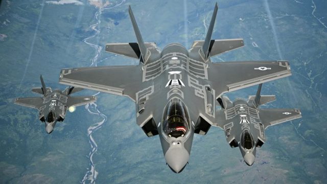 Elveția își reconfirmă angajamentul pentru modernizarea forțelor sale aeriene, în condițiile în care ultimele planuri de achiziție a avioanelor de luptă F-35 sunt în fază de ajustare, din cauza costurilor generate de inflație și creșterea prețurilor materiilor prime