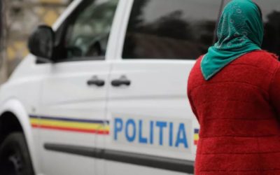 Vecinii din Timișoara, despre fiul care și-a ucis mama de 8 Martie: „Dădea cu cuțitul în mașini”