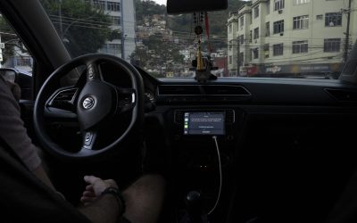 Economisirea combustibilului nu ține neapărat de viteza maximă, ci de alegerea rutei potrivite Mulți șoferi cred că reducerea consumului de combustibil se face automat, fie prin condus economic sau viteze maxime, însă adevărul este mai subtil