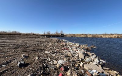 Deșeuri ilegale descoperite în Bacău. Ce au găsit inspectorii GNM (FOTO)