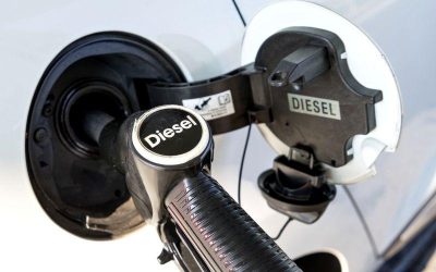 Guvernul României pregătește noi măsuri pentru compensarea creșterii prețurilor la motorină, o problemă acută pentru transportatori și economia națională, printr-un proiect de Hotărâre de Guvern pus joi în dezbatere publică