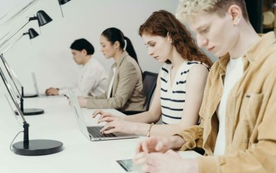 Meta anunță concedieri majore în cadrul diviziilor sale strategice, într-un proces de restructurare amplu menit să adapteze compania la noile provocări ale pieței tehnologice și AI