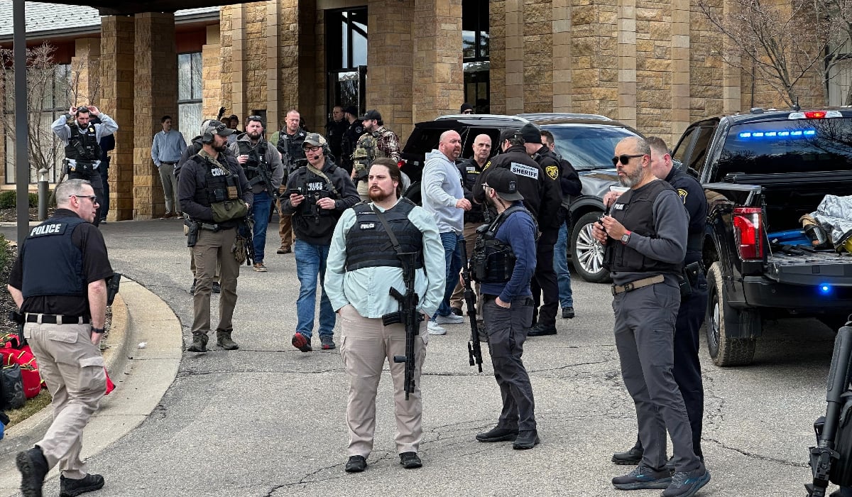 Teroare în Michigan: atac cu mașina și focuri de armă la sinagoga Temple Israel din West Bloomfield O tragedie de proporții a avut loc joi, 12 martie, în suburbia West Bloomfield, Michigan