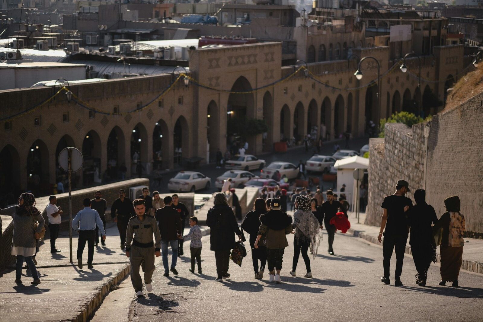 Italia suspendă temporar activitatea la baza militară din Erbil, după un atac cu drone Italia și-a suspendat temporar operațiunile la baza sa militară din Erbil, capitala regiunii autonome Kurdistan din nordul Irakului, după ce în zonă s-a produs un atac cu drone