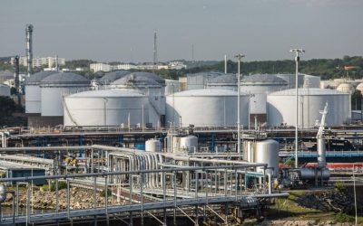 România are, de fapt, aproape jumătate din rezervele strategice de petrol și produse petroliere prevăzute de legislația europeană, situație care ridică semne de întrebare cu privire la capacitatea țării de a face față situațiilor de urgență în domeniul energetic