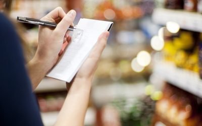 Lista de cumpărături scrisă de mână, secretul unui consum conștient și eficient În epoca digitalizării, când multe dintre activitățile cotidiene se desfășoară pe ecrane, un gest simplu, precum scrierea manuală a unei liste de cumpărături, continuă să-și păstreze relevanța și chiar să aducă beneficii neașteptate