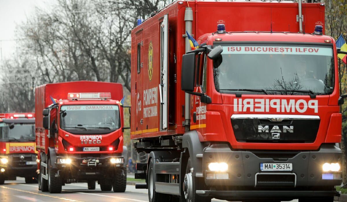 România face pași decisivi spre debirocratizare: autorizări mai rapide și reguli simplificate pentru investiții și securitatea la incendiu Guvernul României a anunțat recent adoptarea unui set de măsuri menite să reducă birocrația și să stimuleze mediul de afaceri, într-un efort de a atrage investiții strategice și de a eficientiza procesele administrative