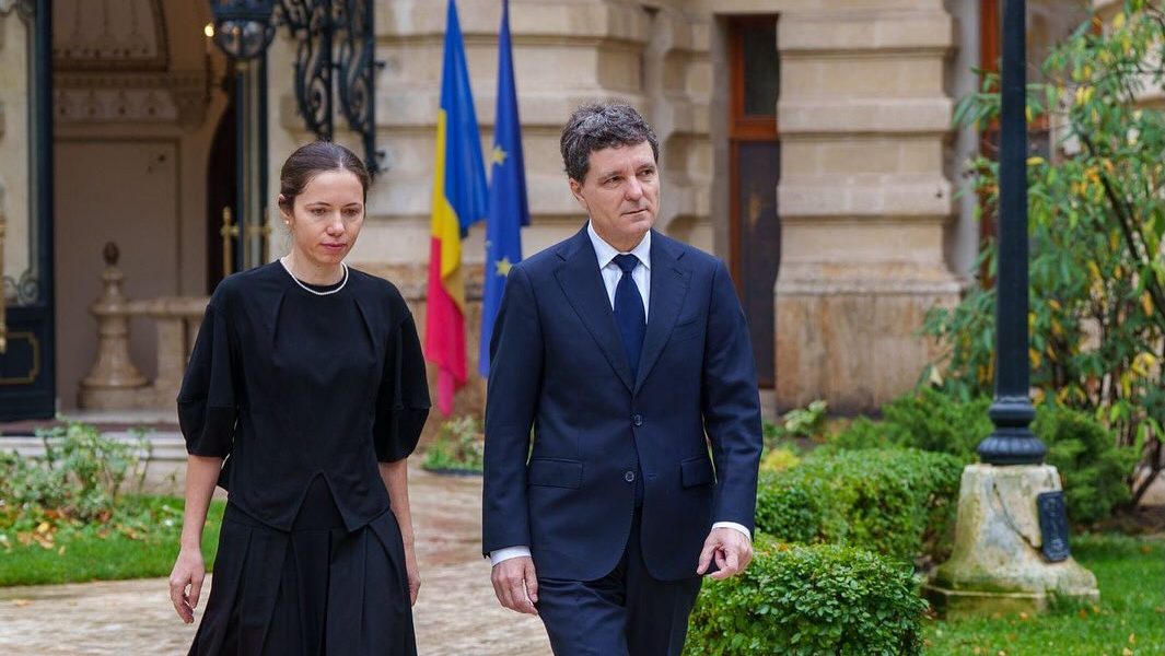 Prima doamnă a României, Carmen Iohannis, va reprezenta oficial țara noastră la un eveniment de mare anvergură organizat la Washington D.C., confirmând o continuare a eforturilor diplomatice și a dialogului deschis între București și administrația americană