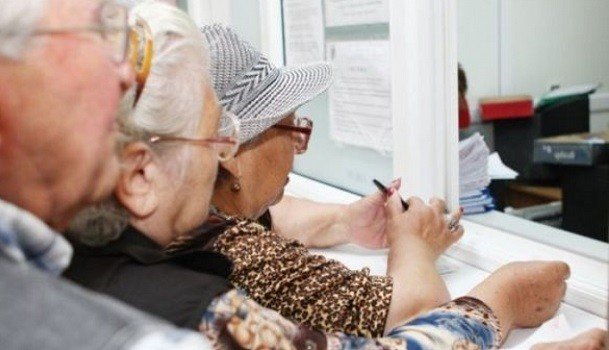 Românii care au muncit în condiții extrem de dificile pot beneficia, în anumite cazuri, de o reducere semnificativă a vârstei de pensionare, chiar și cu până la 20 de ani
