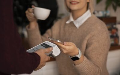 Lanț de restaurante italiene renunță la plata cash, afirmă directorul: „Nu avem nimic de ascuns”