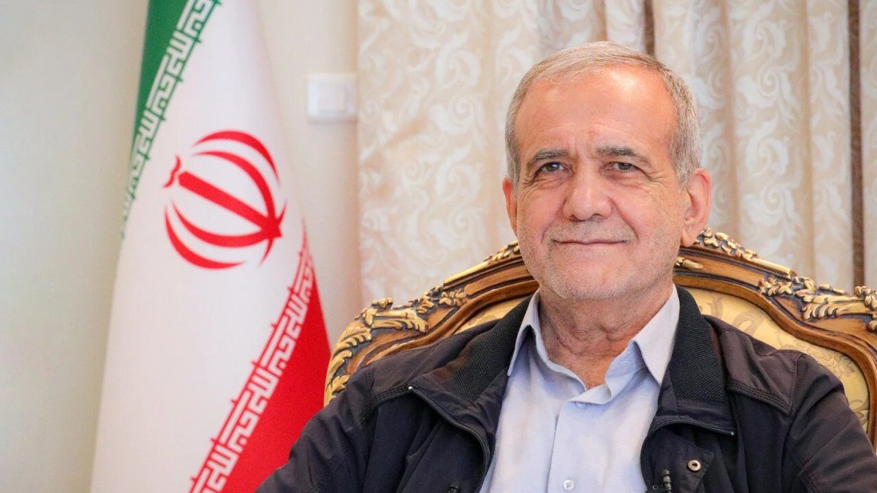 Iranul cere încetarea imediată a conflictului în Orientul Mijlociu și garantează împotriva unor noi atacuri Tensiunile din Orientul Mijlociu ating un nou nivel de alertă, odată cu apelul public făcut de președintele Iranului, Masoud Pezeshkian, pentru o încetare rapidă a conflictelor în regiune și pentru garanții solide împotriva unor posibile noi atacuri