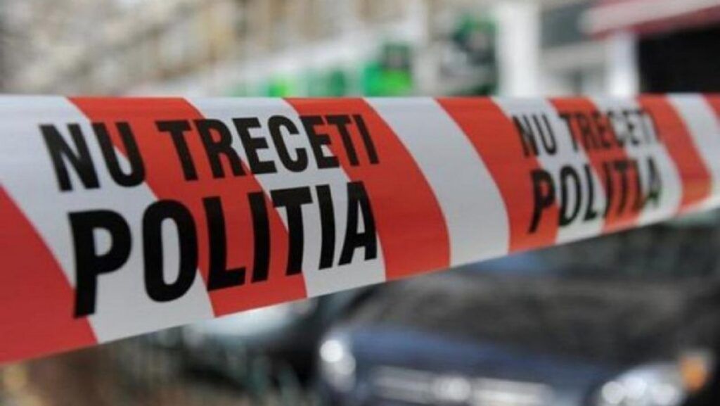 Un incident nefericit a avut loc în aerul proaspăt al orașului Cenad, din Timiș, unde un băiat de doar 13 ani a fost rănit după ce o poartă de fotbal a fost desprinsă și l-a lovit în plin în cap