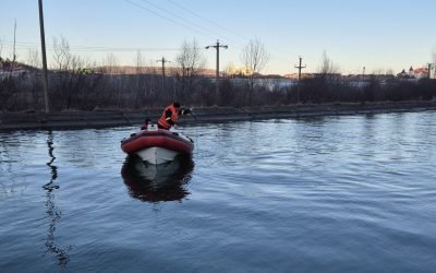 Un adolescent de 18 ani a dispărut în apele Bistriței, după ce ar fi căzut în canalul de fugă al râului, în zona Barajului Reconstrucția, situat în județul Neamț
