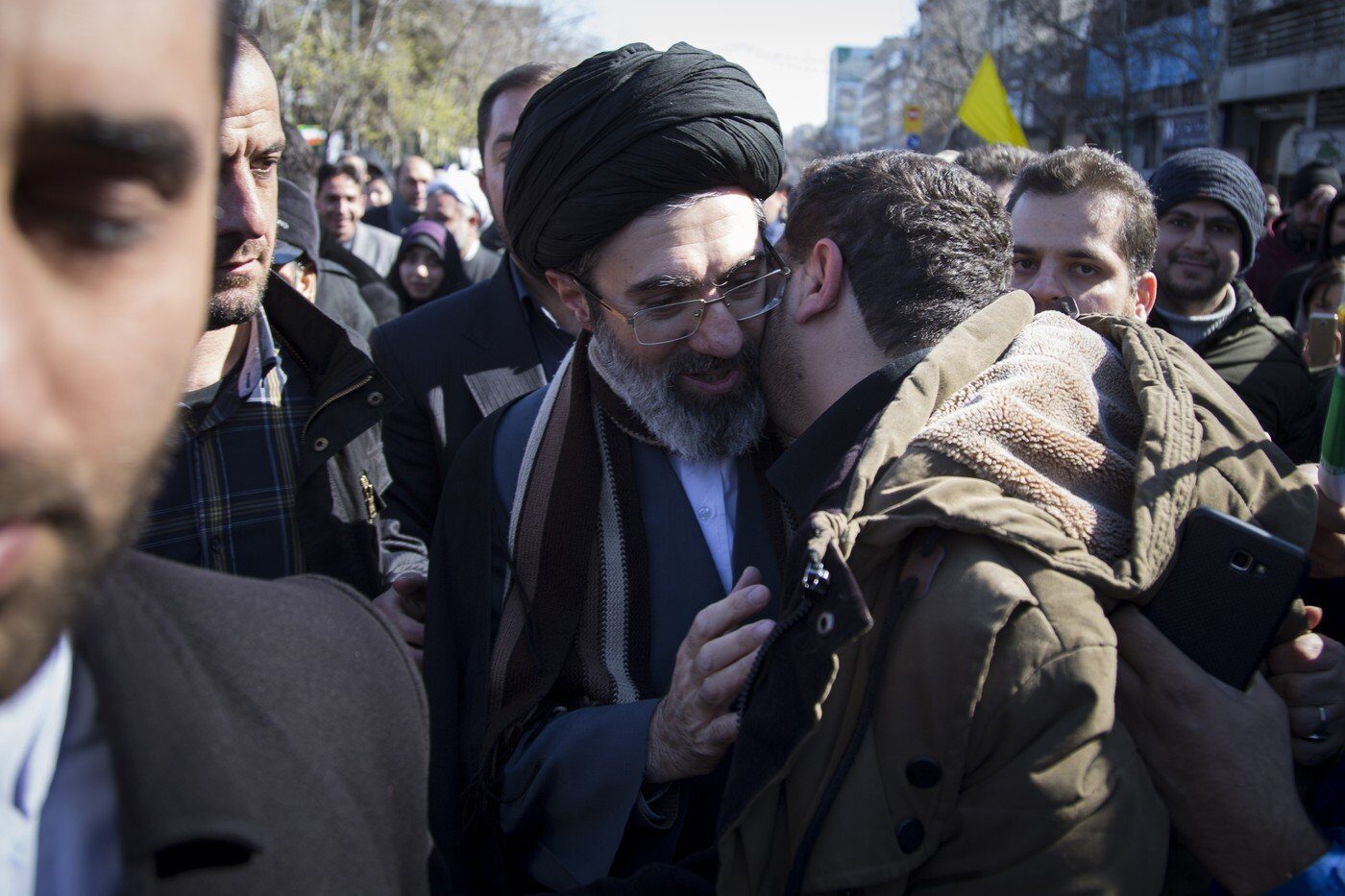 Iranul refuză zvonurile privind sănătatea liderului suprem după afirmațiile Pentagonului În ultimele zile, tensiunile geopolitice din Orientul Mijlociu au fost alimentate de declarațiile controversate legate de sănătatea liderului suprem din Iran, Mojtaba Khamenei