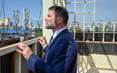 Israelul intensifică tensiunile în sud, pe fondul declarațiilor controversate ale oficialilor și al bombardamentelor dur a durată Pe fondul unui context tensionat și încărcat de conflicte nerezolvate, Israelul a făcut un pas semnificativ în strategia sa de securitate și extindere teritorială, iar declarațiile recente ale oficialilor indică o posibilă schimbare majoră în orientarea sa politică și militară în regiune