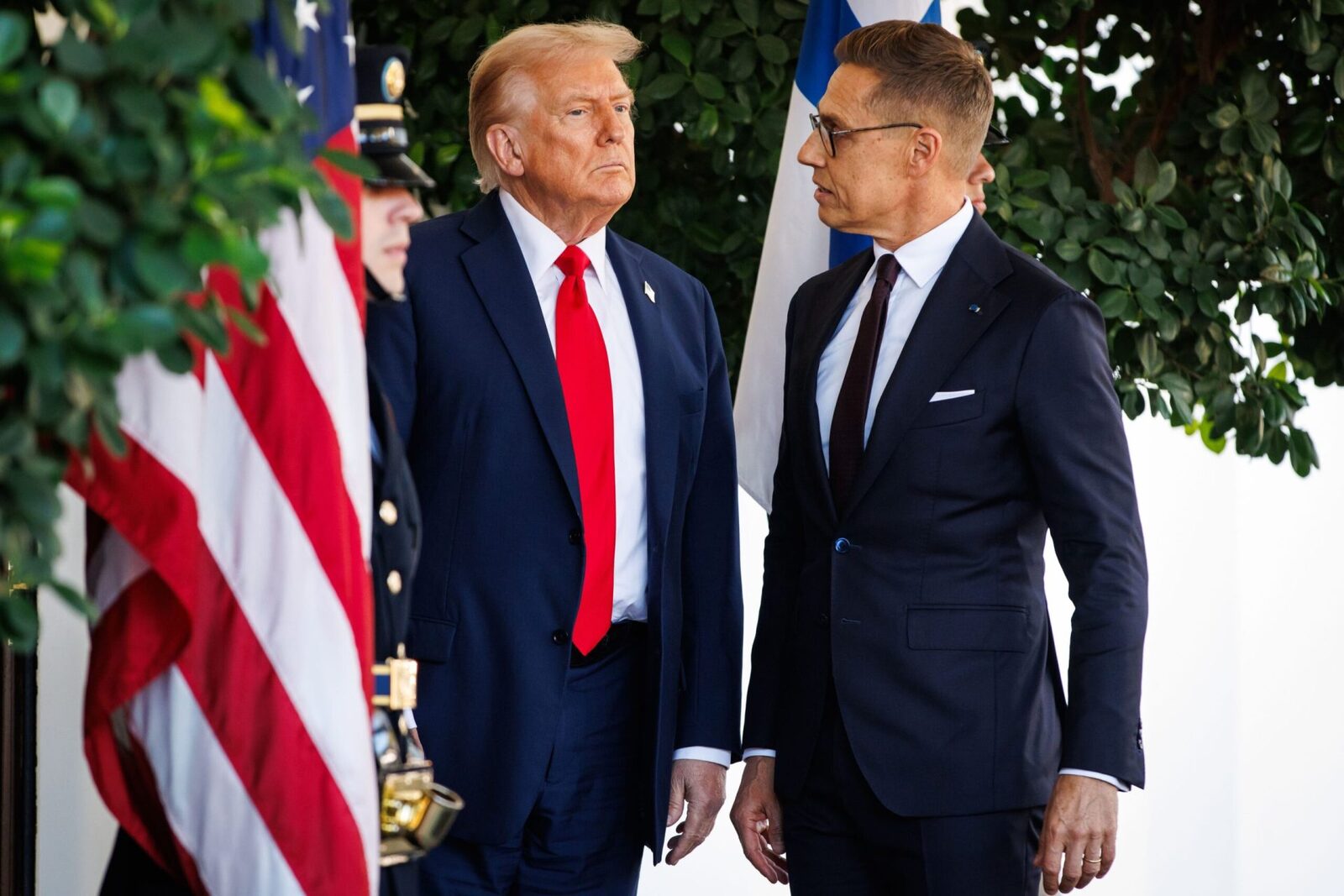 Președintele Finlandei, Alexander Stubb, avertizează asupra unei posibile crize globale cauzate de escaladarea tensionatărilor în Orientul Mijlociu, care, în opinia sa, ar putea avea repercusiuni mai grave decât pandemia de coronavirus