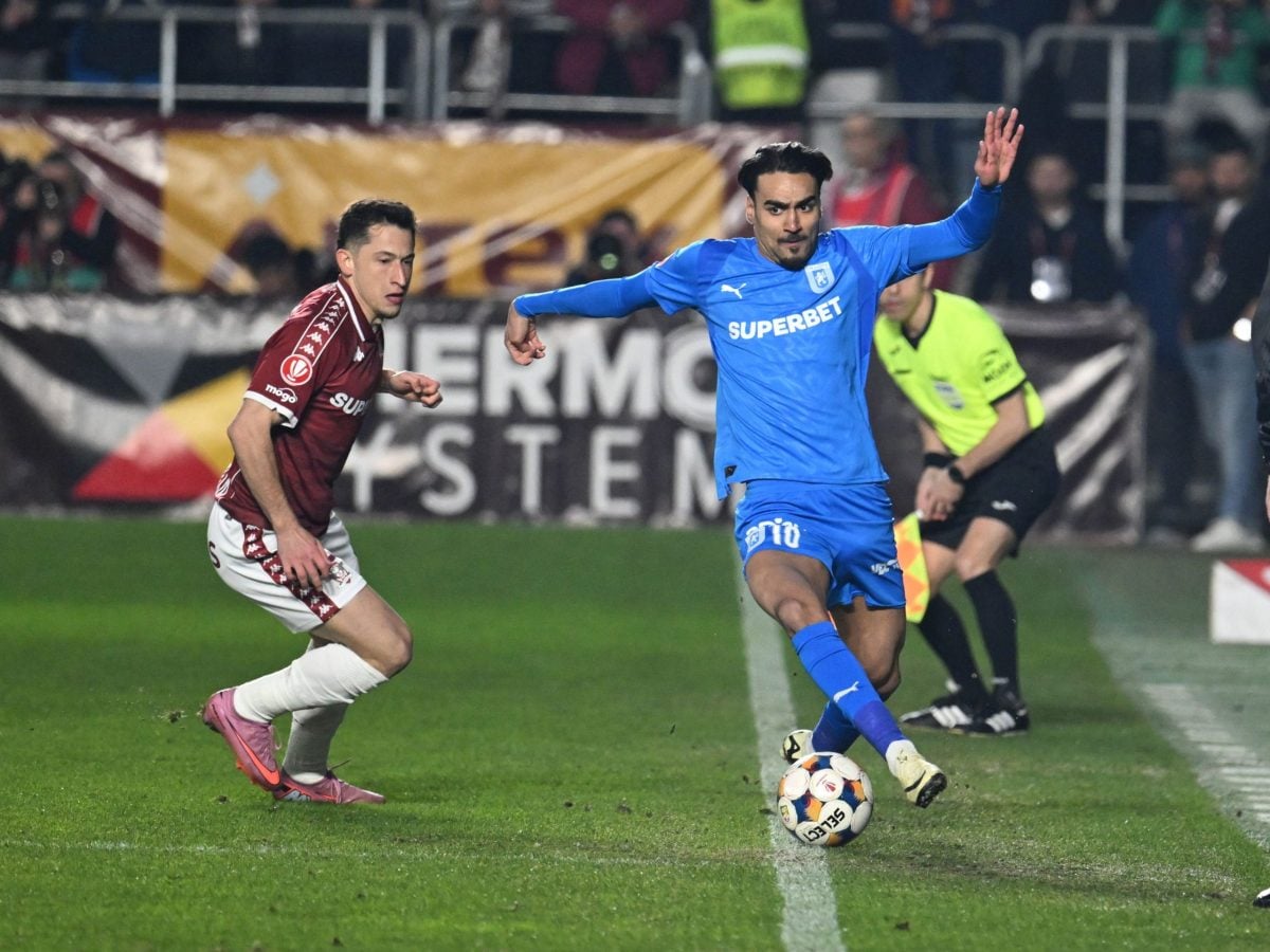Rapid București și Universitatea Craiova pun capăt sezonului regulat cu un egal ce aprofundează lupta pentru titlu Derby-ul ultimei etape din sezonul regulat al Superligii de fotbal s-a încheiat cu un rezultat neașteptat pentru mulți, 1-1, între Rapid București și Universitatea Craiova, două dintre cele mai titrate formații din campionat