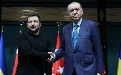 Erdogan atrage atenția asupra importanței de a nu lăsa războiul din Orientul Mijlociu să împiedice eforturile de pace în Ucraina Președintele turc Recep Tayyip Erdogan a tras un semnal de alarmă cu privire la dinamica conflictelor armate din regiuni diferite, subliniind că războiul din Orientul Mijlociu „nu ar trebui să împiedice eforturile de pace în Ucraina”