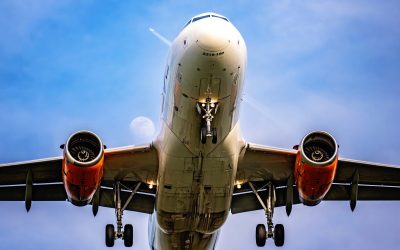 Începând de miercuri, 11 martie, pasagerii care își încep zborurile de pe Aeroportul Internațional „Henri Coandă” din Otopeni sau de pe Aeroportul Băneasa – „Aurel Vlaicu” se pot bucura de o relaxare semnificativă a regulilor privind transportul lichidelor în bagajele de mână