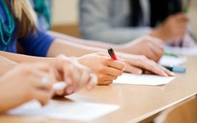 Simulările examenelor naționale, un pilon esențial în pregătirea elevilor pentru evaluările reale, continuă să fie o componentă relevantă în procesul educațional din țară, afirmă ministrul Educației, Mihai Dimian
