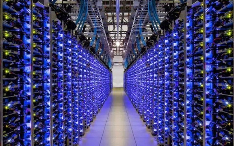 Cloud-ul privat guvernamental românesc devine operațional, integrate peste 30 de aplicații până în iunie