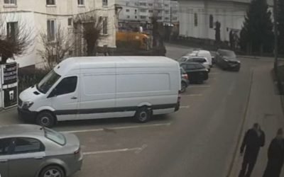 Accident grav pe strada Nicolae Beldiceanu din Fălticeni: un șofer BMW a rătăcit controlul și a răpit doi pietoni pe trotuar Un incident rutier deosebit de grav a zguduit orașul Fălticeni sâmbătă după-amiază, într-o zonă frecventată și insistată de localnici