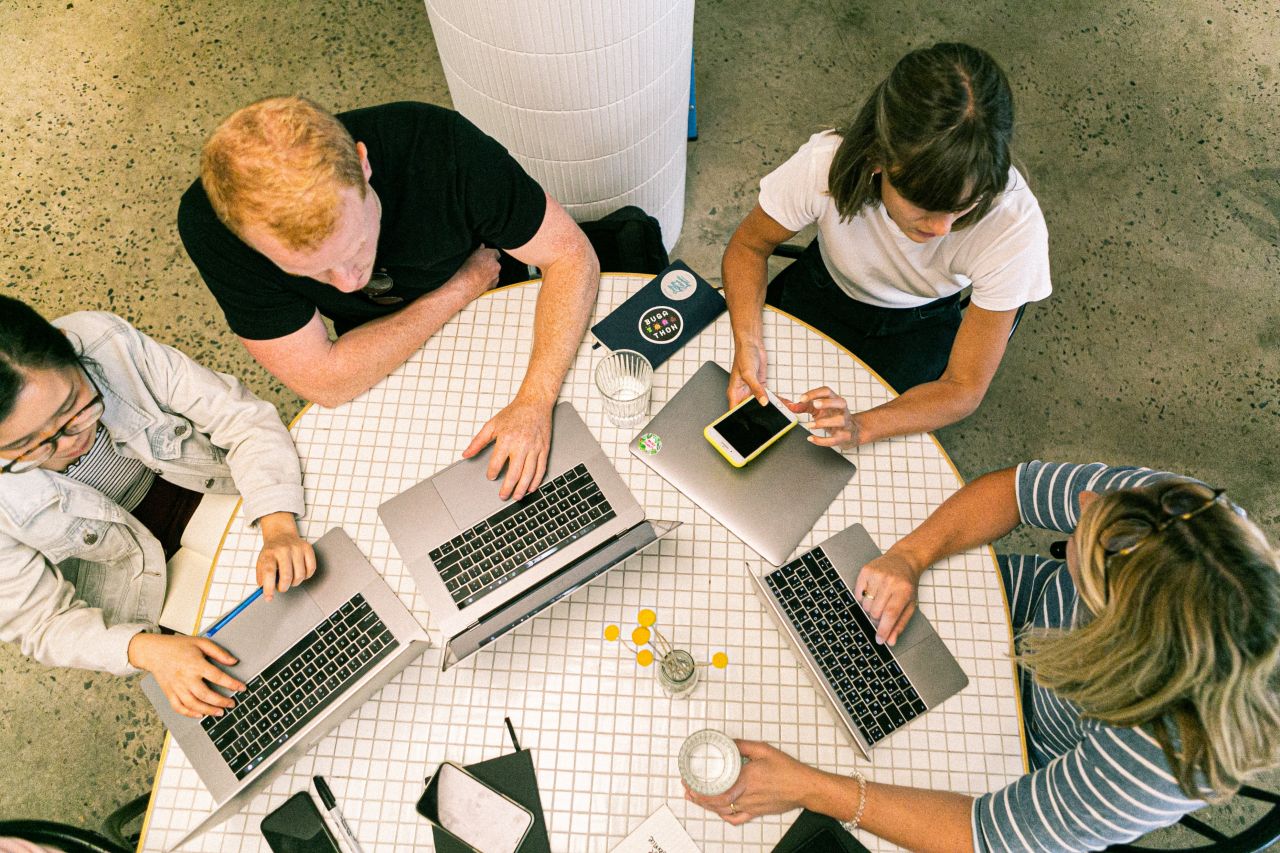 Județul Galați va fi, pentru prima dată în România, beneficiarul unui program de finanțare europeană dedicat în exclusivitate sprijinirii start-up-urilor de la nivel local