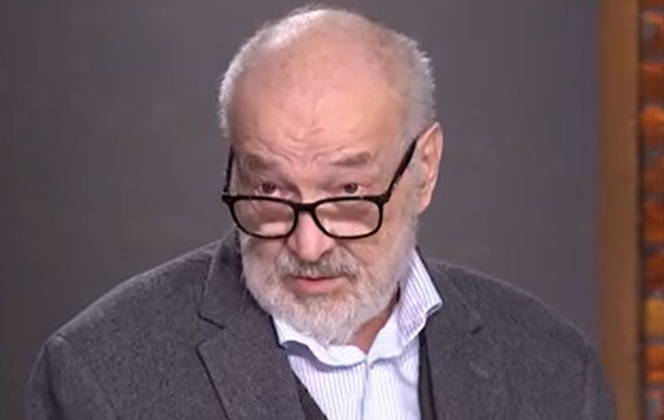 Stelian Tănase: Trump, strategia uitării legate de Jeffrey Epstein De câteva zile, un val de discuții și speculații se revarsă în spațiul public privind ultimele acțiuni ale fostului președinte american Donald Trump