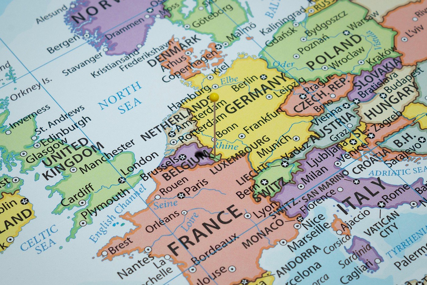 Calitatea aerului la nivel mondial continuă să se deterioreze, iar statisticile recente indică faptul că doar o mică parte dintre orașele globului respiră cu adevărat aer sigur