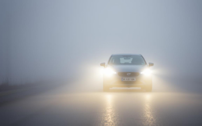 Ceața densă afectează din nou traficul rutier din mai multe zone ale țării, iar autoritățile avertizează conducătorii auto să fie extrem de precauți în această dimineață