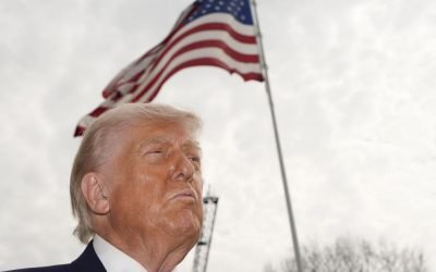 Vladimir Putin i-ar fi făcut o propunere surprinzătoare lui Donald Trump în timpul unei convorbiri telefonice recente, sugerând transferul uraniului îmbogățit al Iranului în Rusia, o mișcare cu potențial impact major asupra geopoliticii regionale și globale