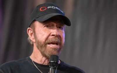 Chuck Norris, legendarul actor și simbol al culturii pop, a fost internat de urgență într-un spital de pe insula Hawaii, semnalând îngrijorare pentru fanii săi din întreaga lume
